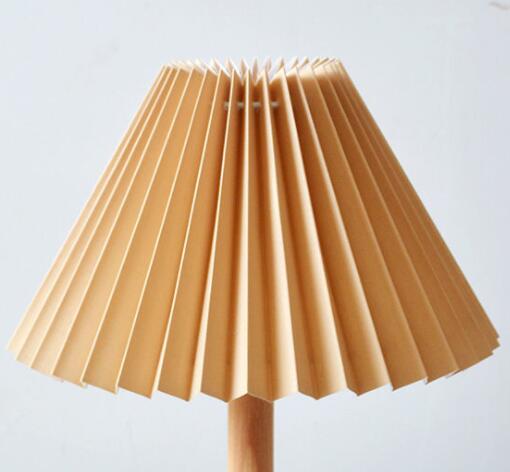 Pleated wood USB table lamp – view 5