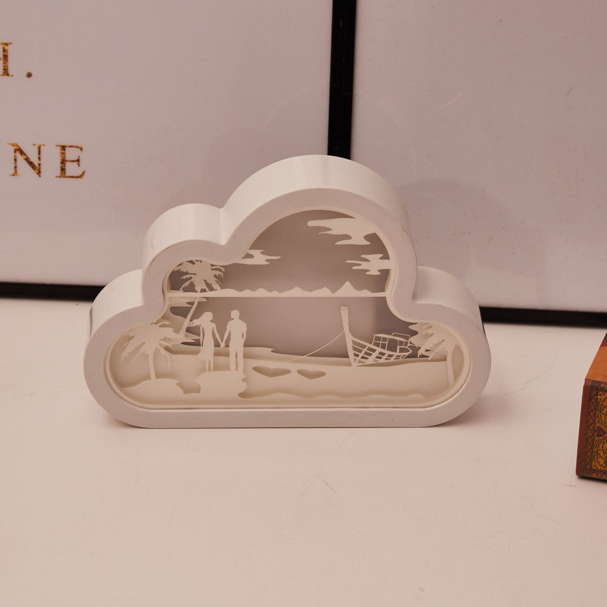Cloud paper carving night light – view 4