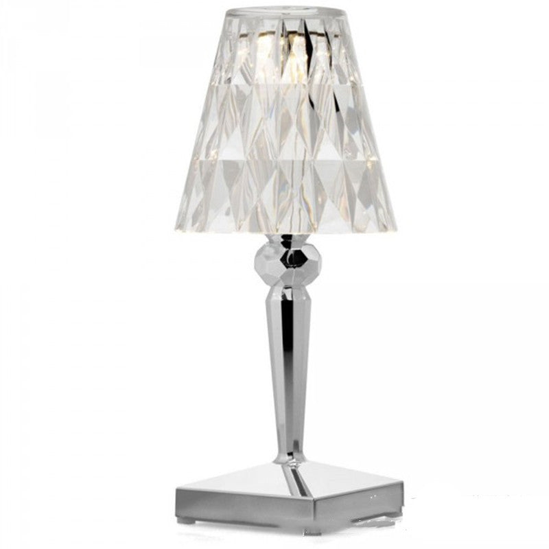 Cordless faceted crystal table lamp in clear