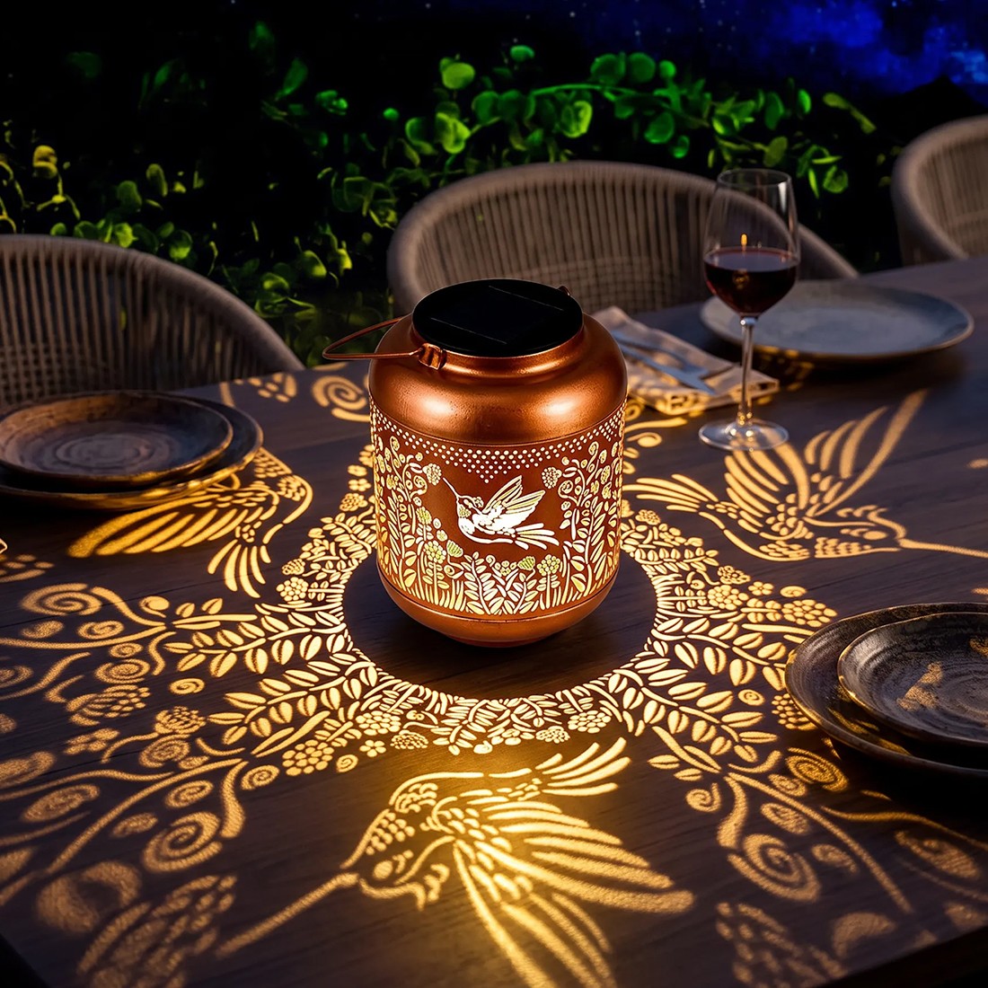 Hummingbird solar lantern – view 9