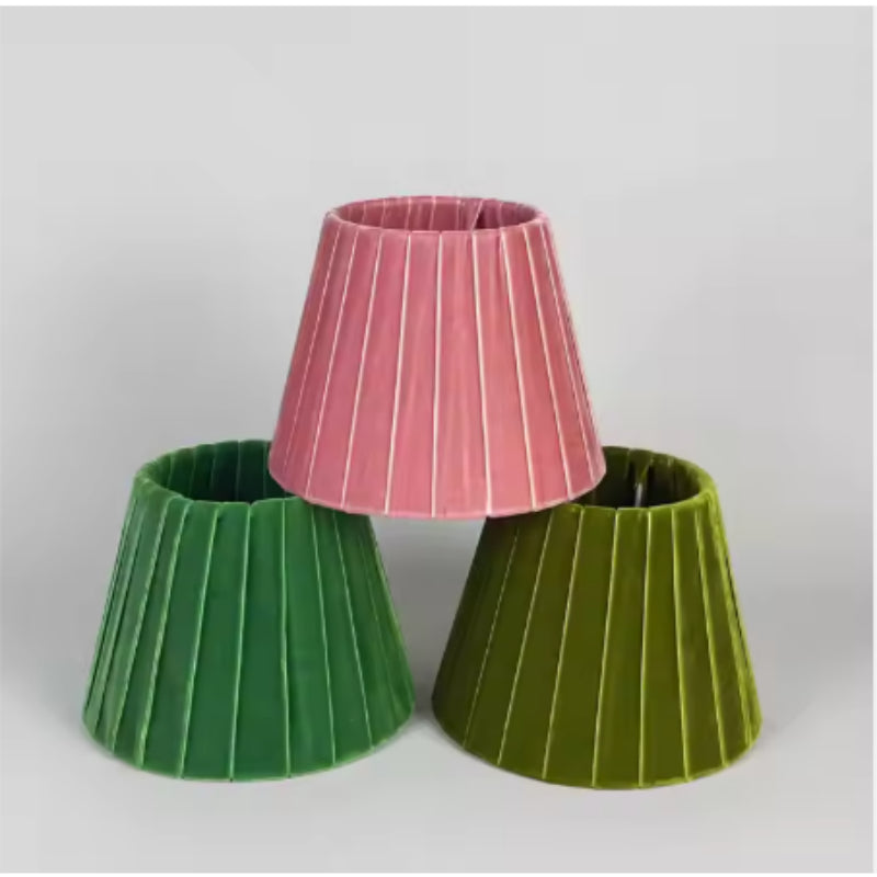 Cordless fabric table lamp – view 2